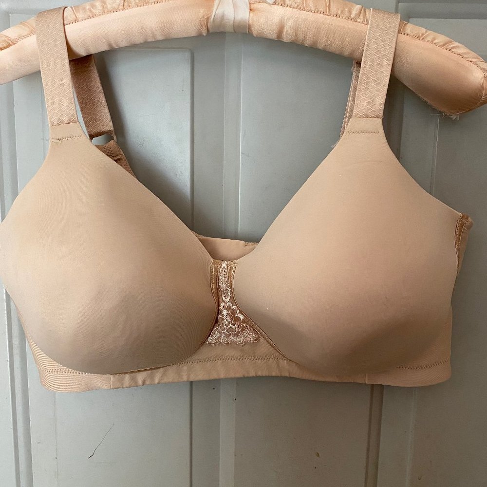 Vanity Fair EUC Nude Bra